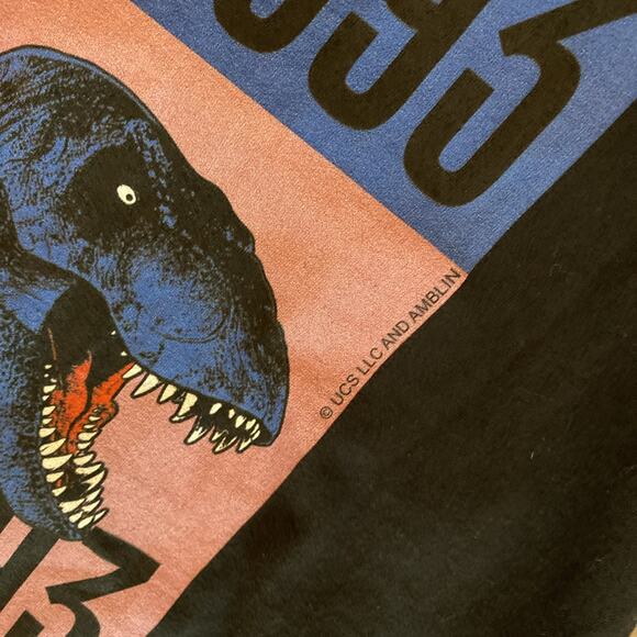Jurassic Park 30th Anniversary Shirt Size Large T-Rex USC LLC And Amblin - Picture 7 of 7